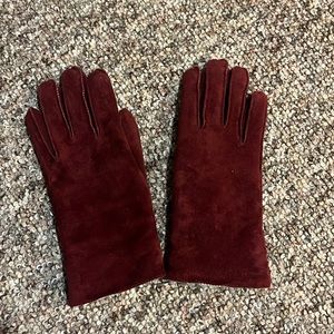 Suede Red Gloves